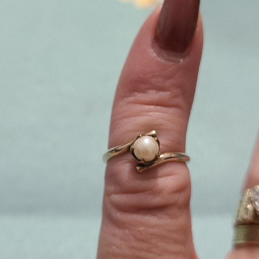 COPY - Vintage Gold filled ring with pearl on top